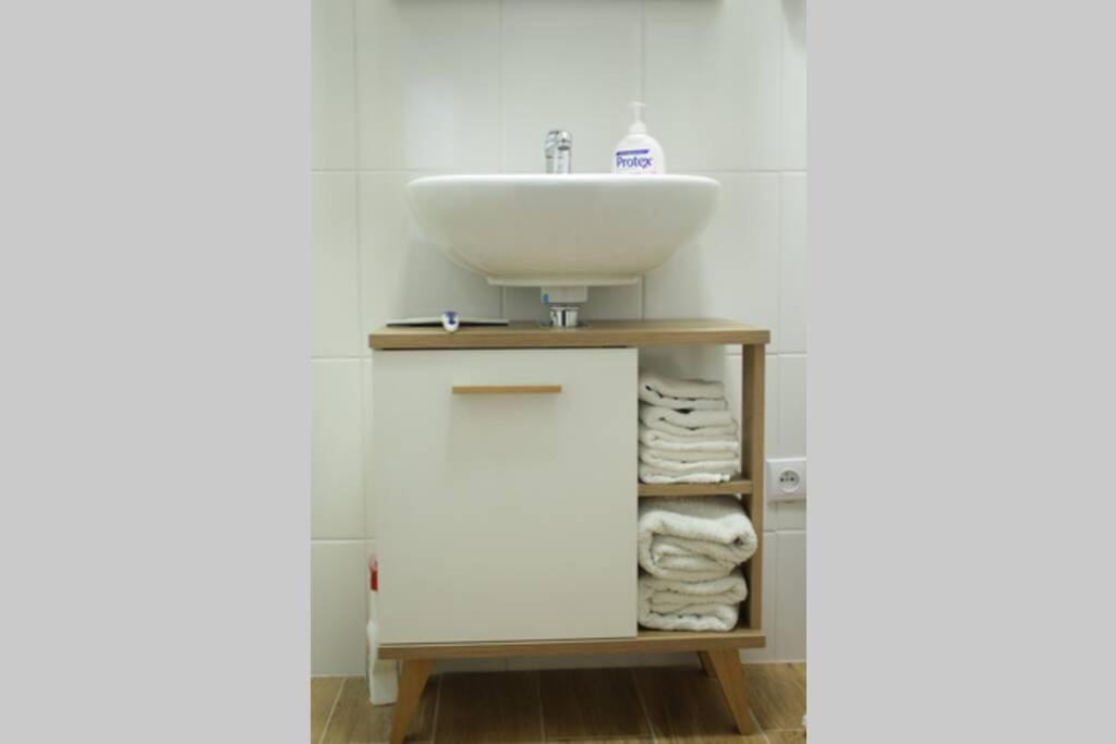 Apartman - Dlhe Diely Appartement Bratislava Buitenkant foto